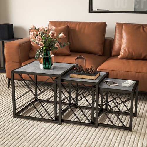 Set nesting coffee tables - of, 3